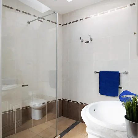 Puerto Chico H Apartman